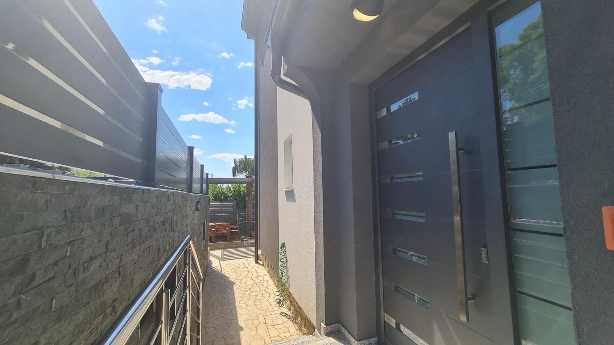 Apartments Blazevic, Heated Pool&Jacuzzi Dramalj Exterior photo