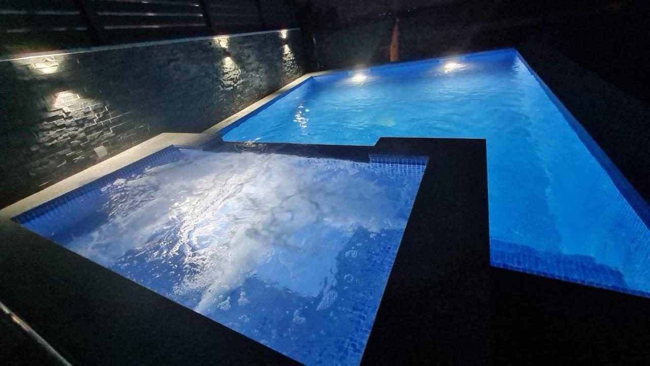 Apartments Blazevic, Heated Pool&Jacuzzi Dramalj Exterior photo