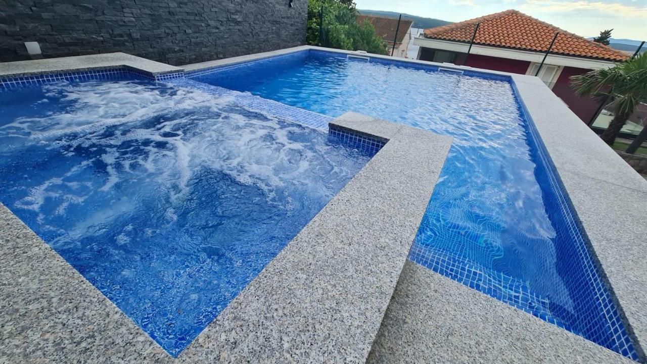 Apartments Blazevic, Heated Pool&Jacuzzi Dramalj Exterior photo