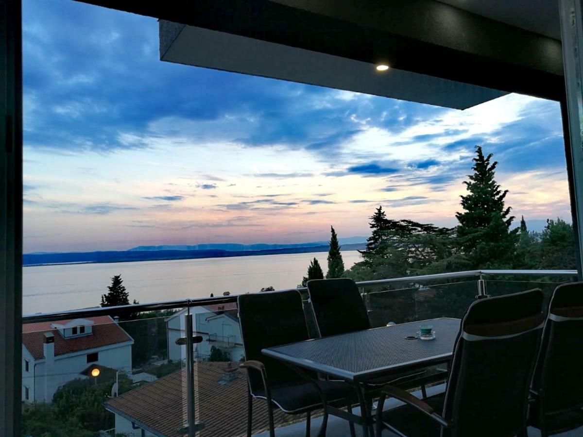 Apartments Blazevic, Heated Pool&Jacuzzi Dramalj Exterior photo