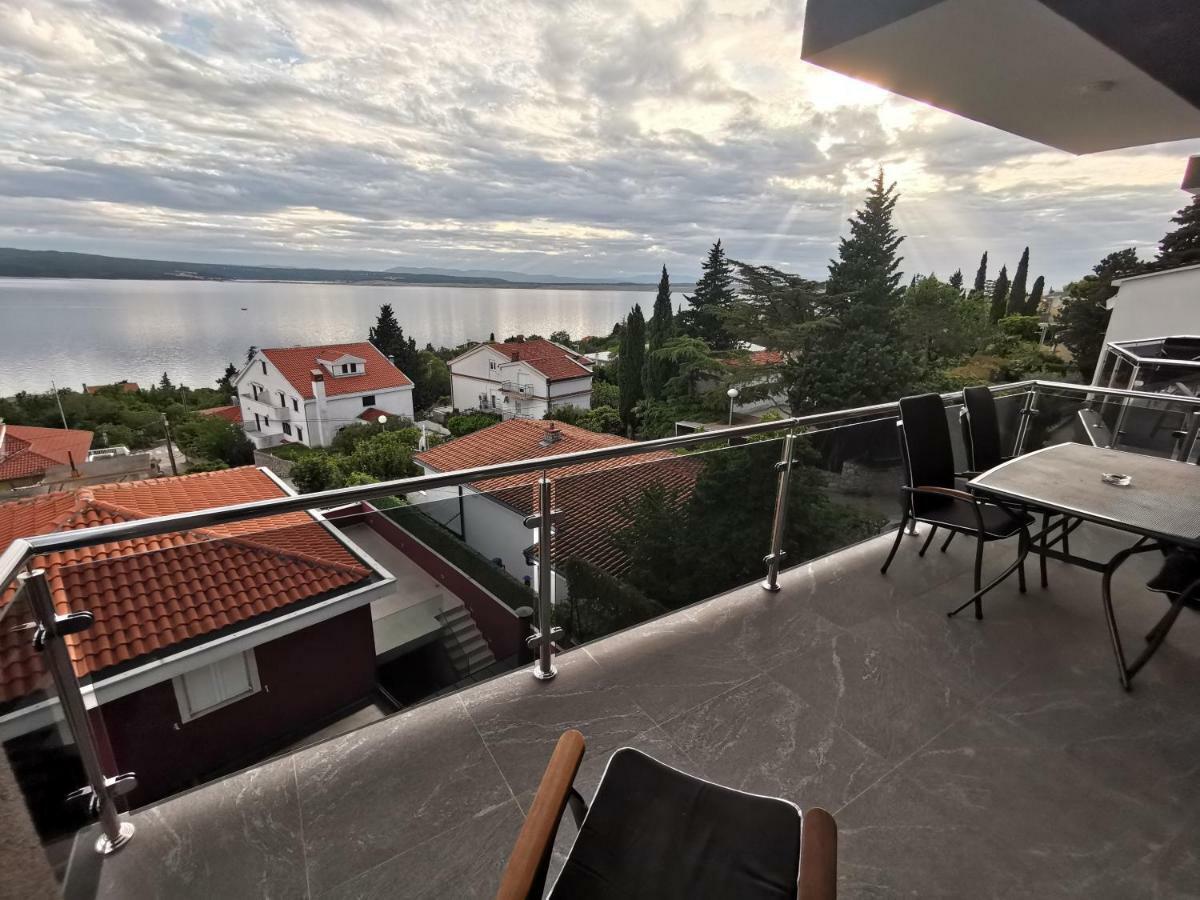 Apartments Blazevic, Heated Pool&Jacuzzi Dramalj Exterior photo