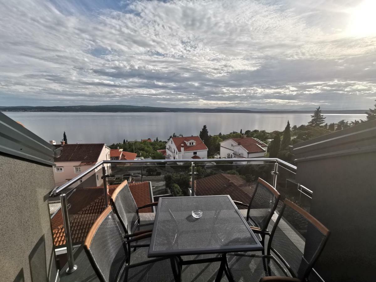 Apartments Blazevic, Heated Pool&Jacuzzi Dramalj Exterior photo