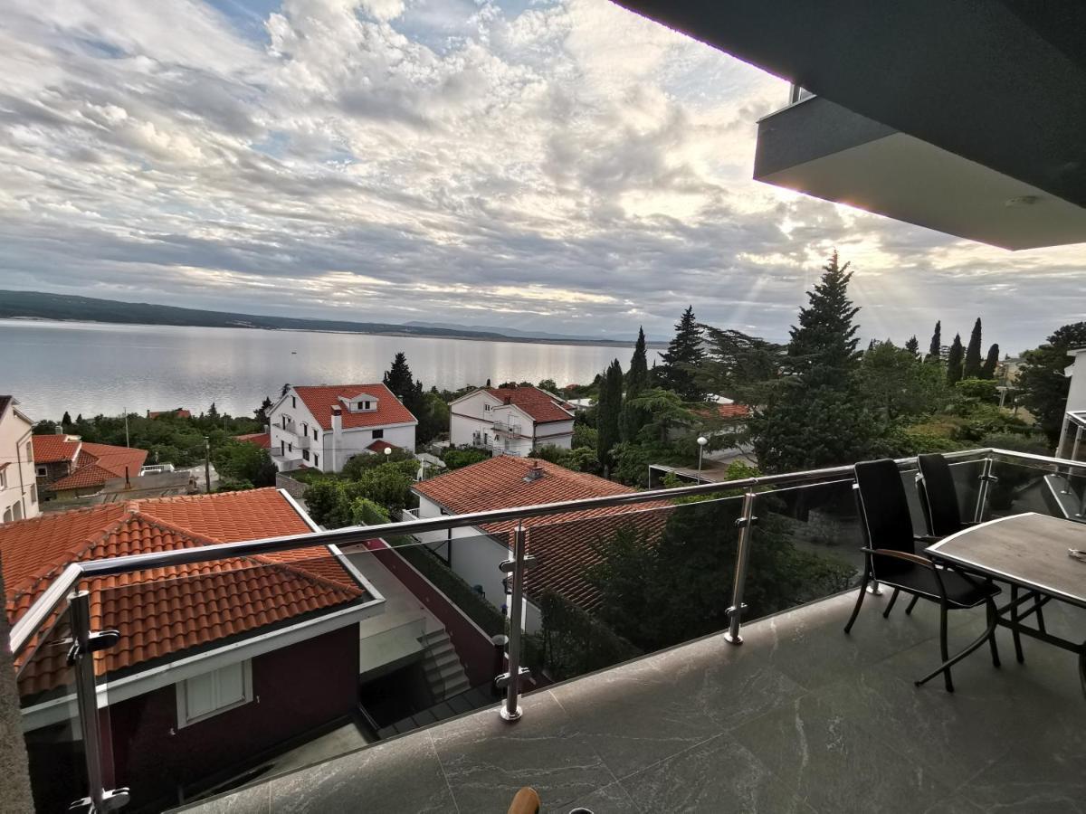 Apartments Blazevic, Heated Pool&Jacuzzi Dramalj Exterior photo